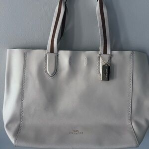Coach shell white w/ brown interior Leather Tote with Gold Accents and tag